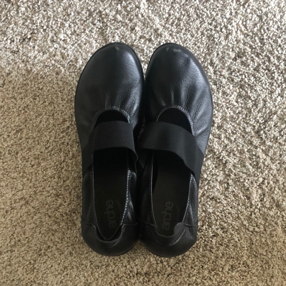 Arche Black Ballet Shoes